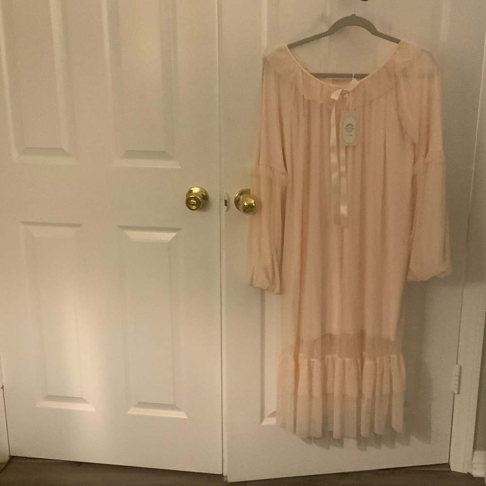 Vintage Looking Nightgown
